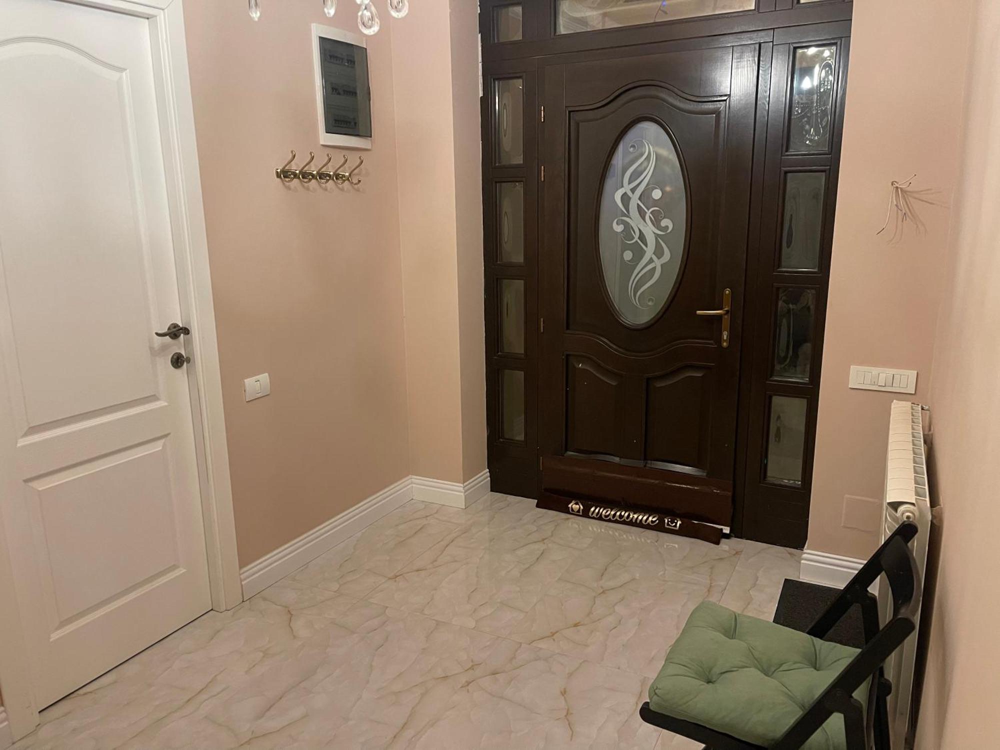 Room In A Private House - 5 Min From Therme And Airport Corbeanca Zewnętrze zdjęcie