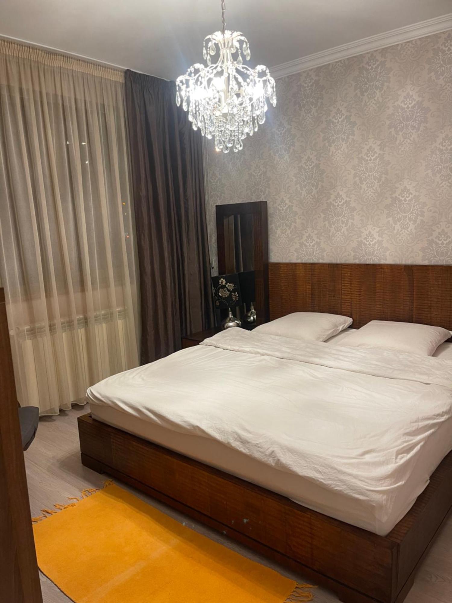 Room In A Private House - 5 Min From Therme And Airport Corbeanca Zewnętrze zdjęcie